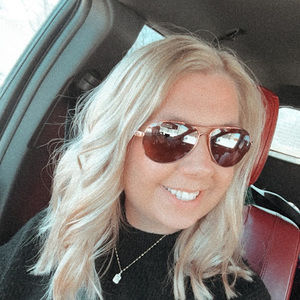 Meet your Posher, Amaya